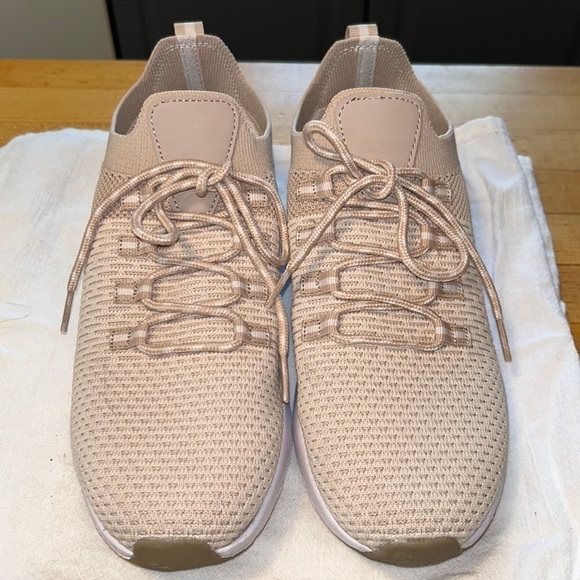 Primark Sneakers Size 8 - Picture 1 of 6